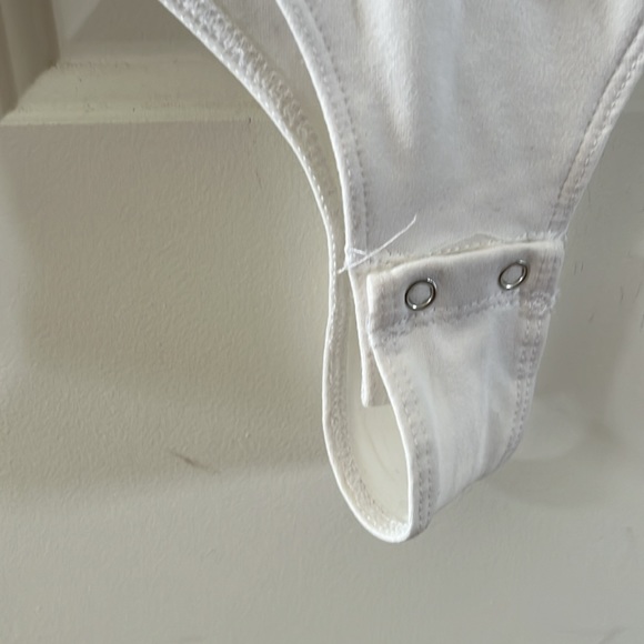 Dynamite white long sleeves bodysuit, size Small - Picture 2 of 3